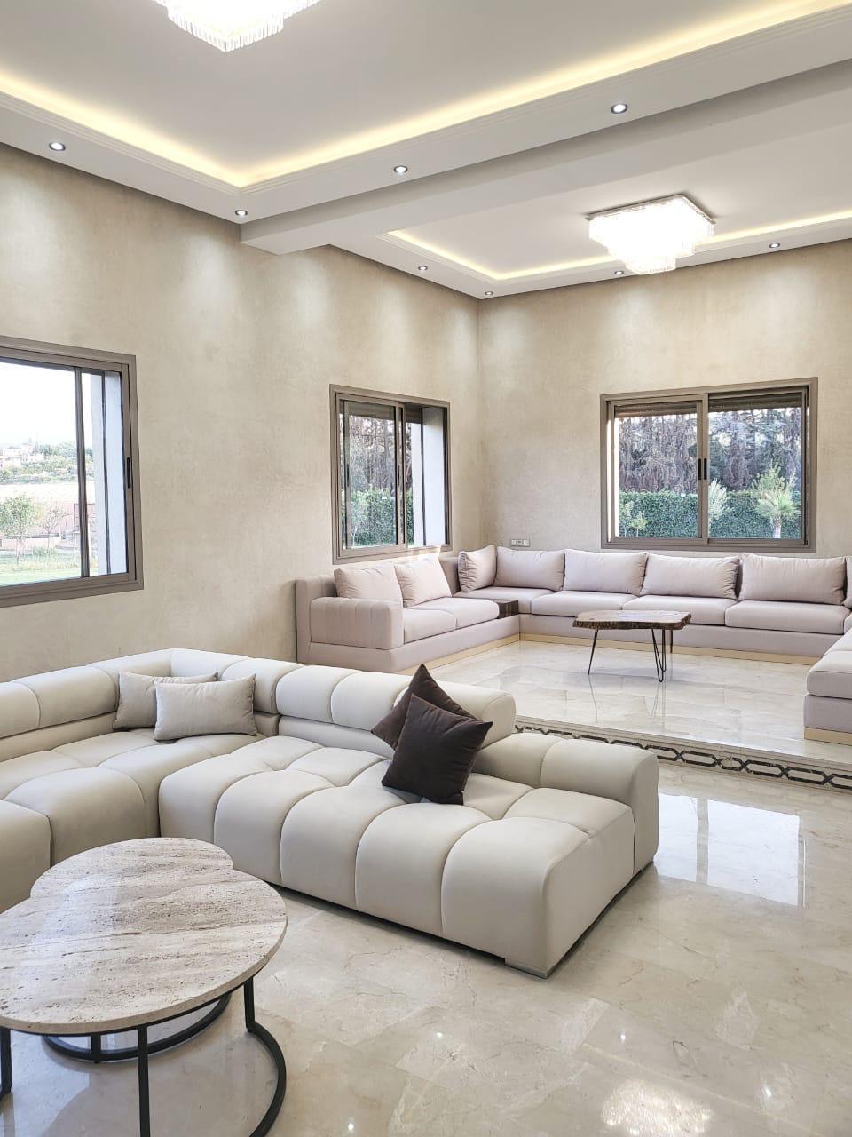 VILLA BLANCA
