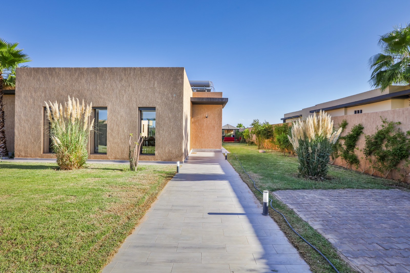 VILLA PLUS