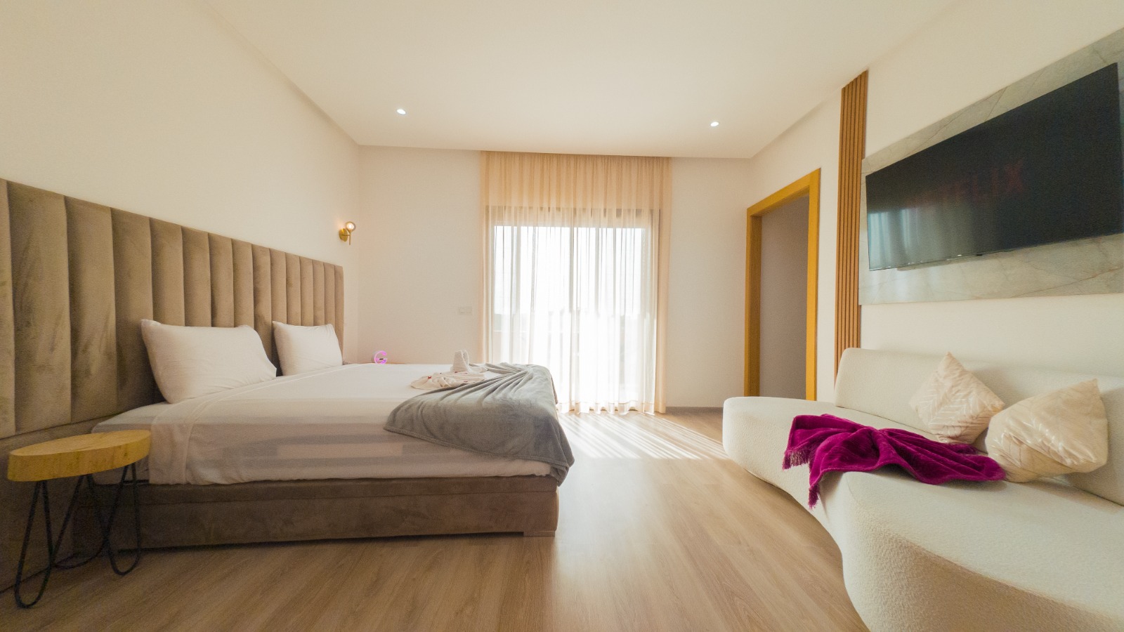 VILLA PNL