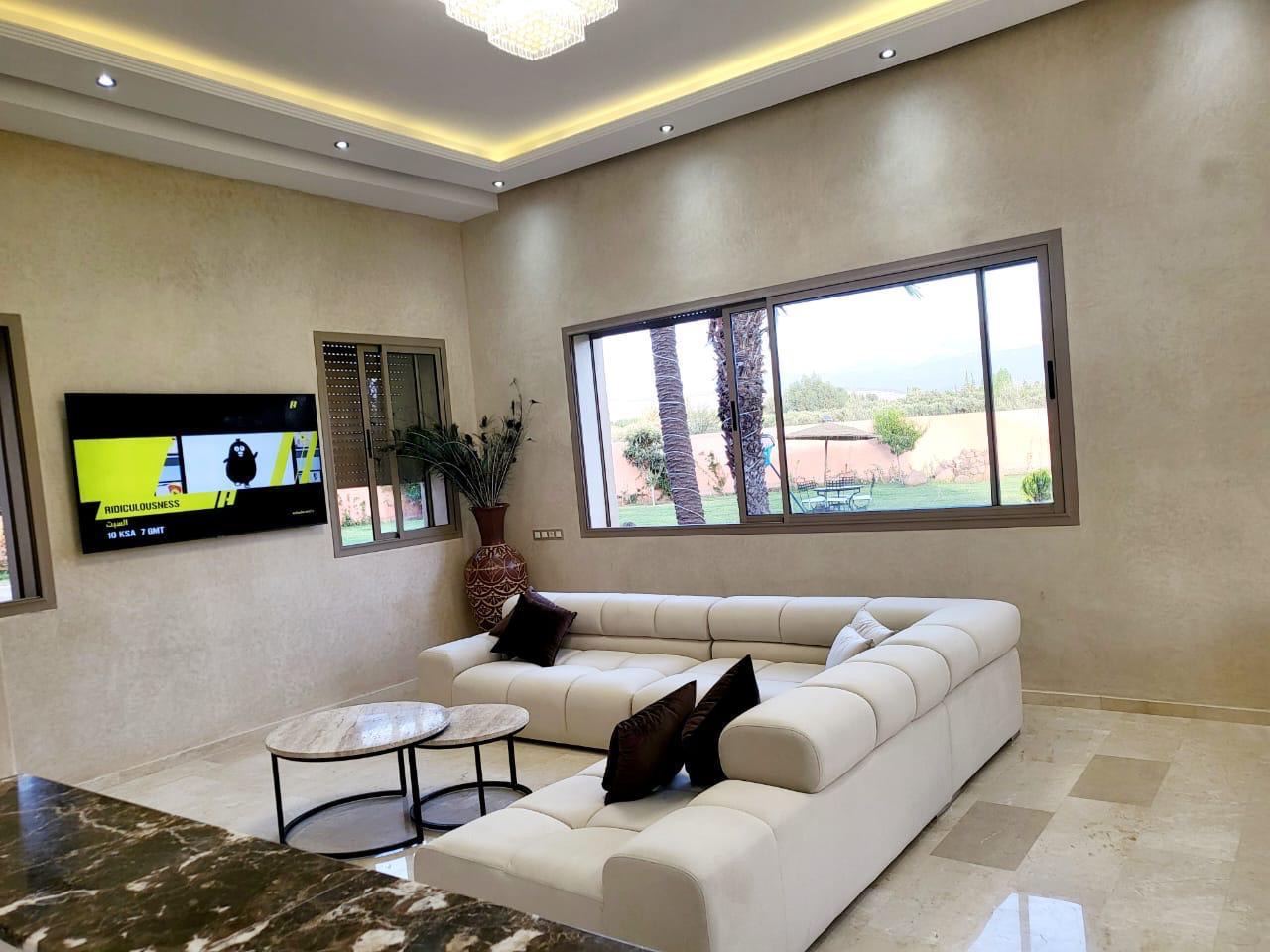 VILLA BLANCA