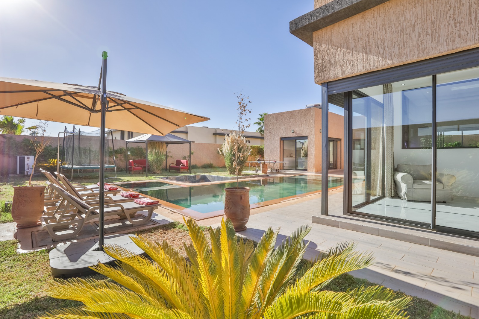 VILLA PLUS