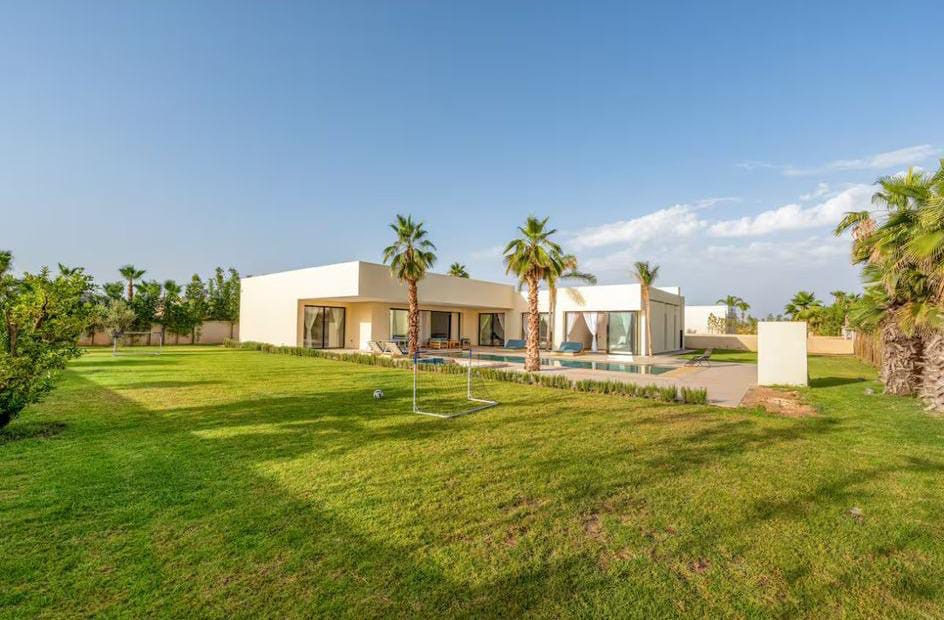 VILLA UNE