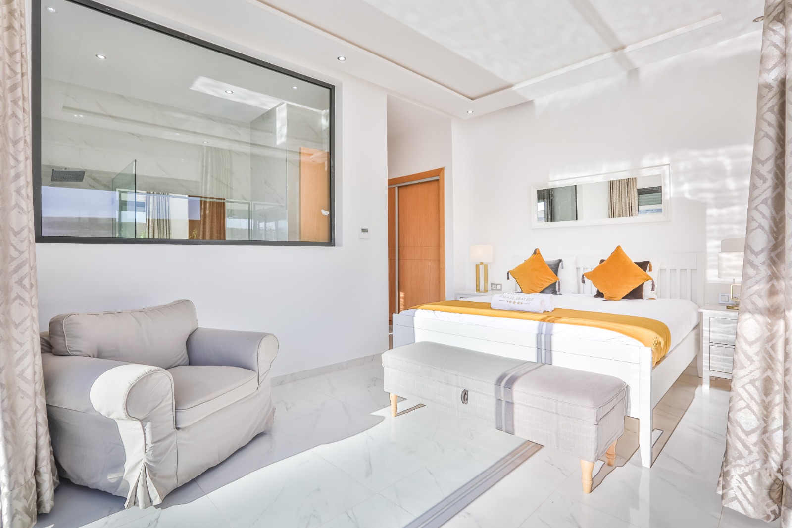 VILLA PLUS