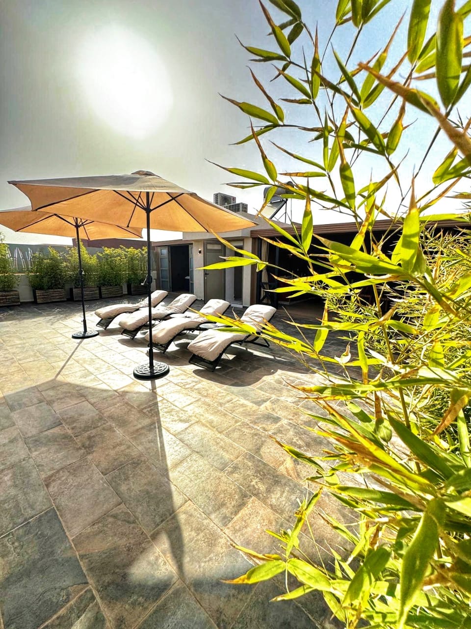 VILLA GRAVITY