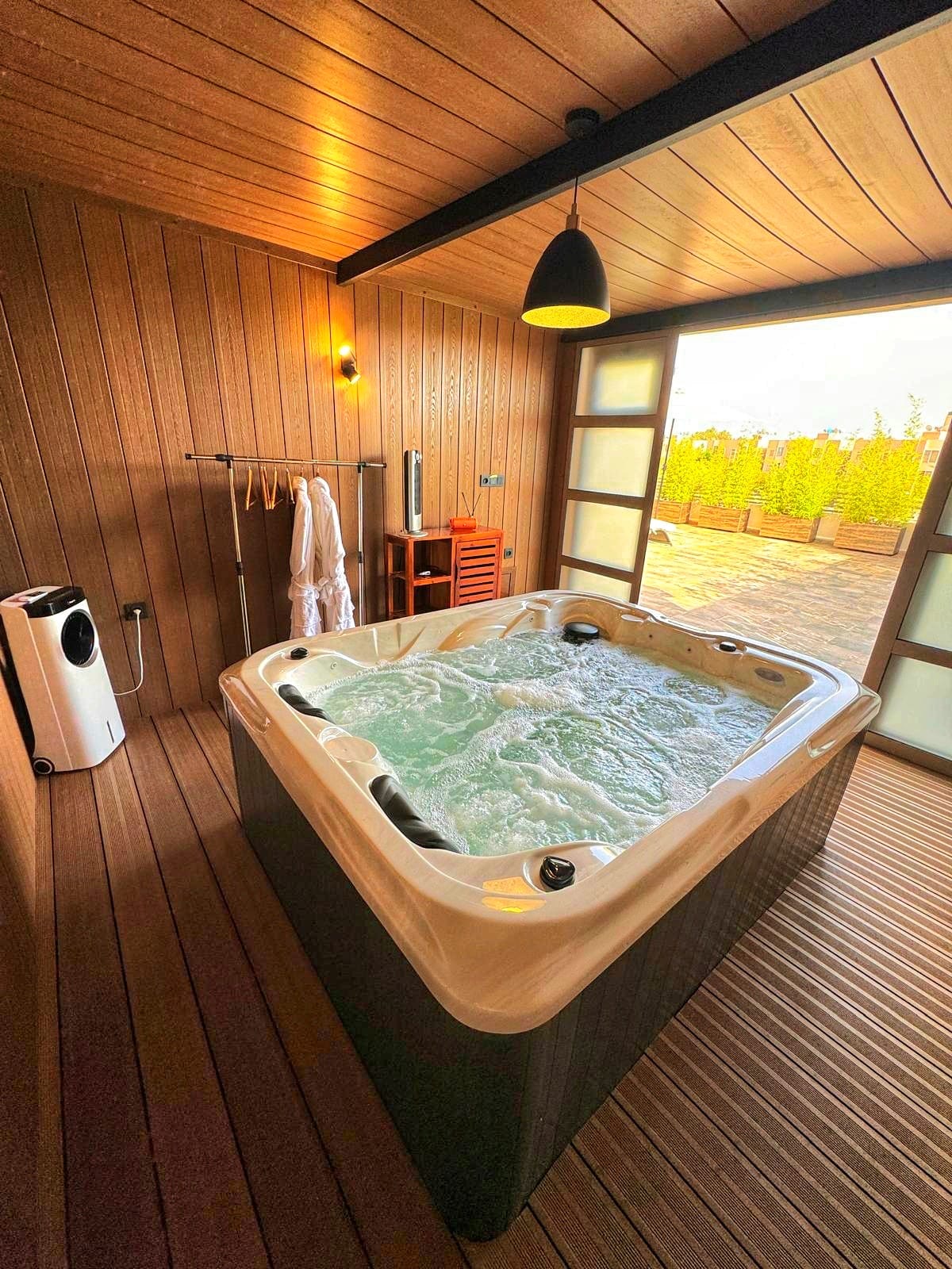 VILLA GRAVITY