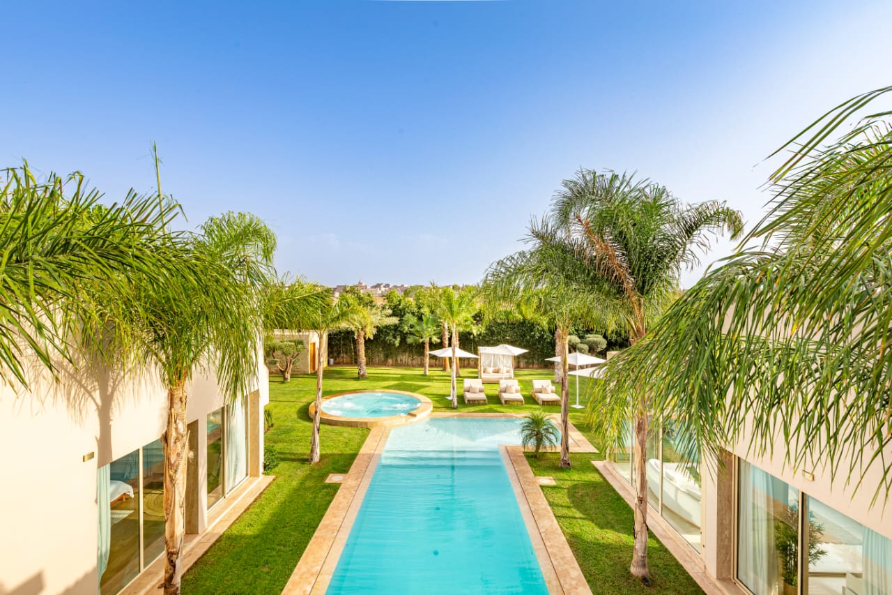 VILLA BALI