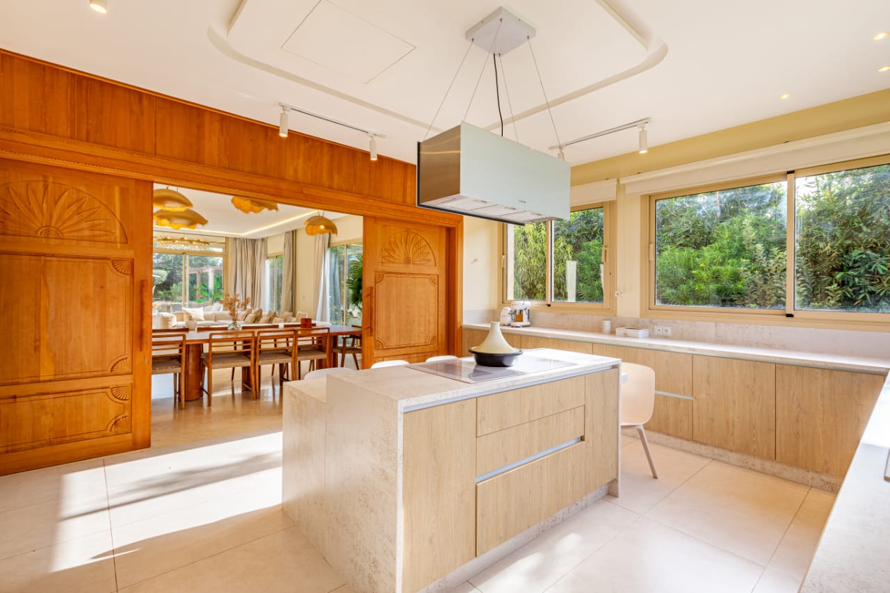 VILLA BALI